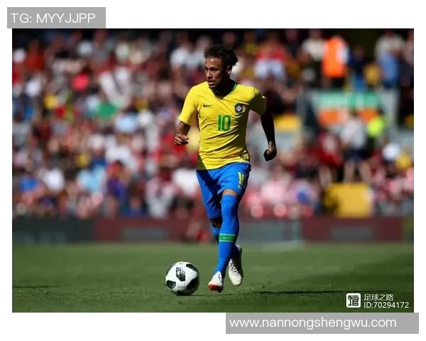 实况足球2017手机版全新玩法揭秘与技巧分享，助你成为足球场上的冠军球员